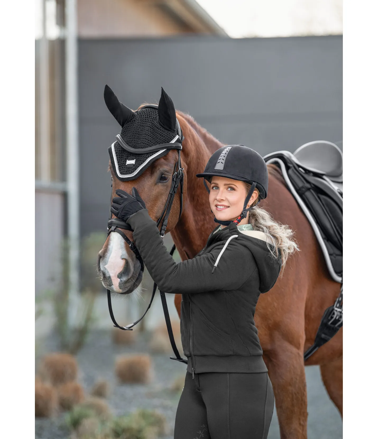 KNIGHTSBRIDGE Casque d'équitation Air III noir/noir Discount
