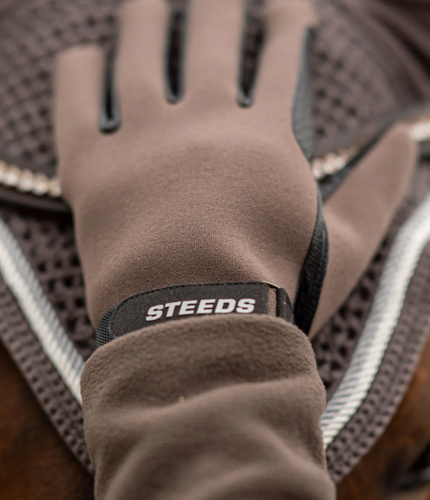 STEEDS Gants d'équitation d'hiver softshell Fiss noix Clearance