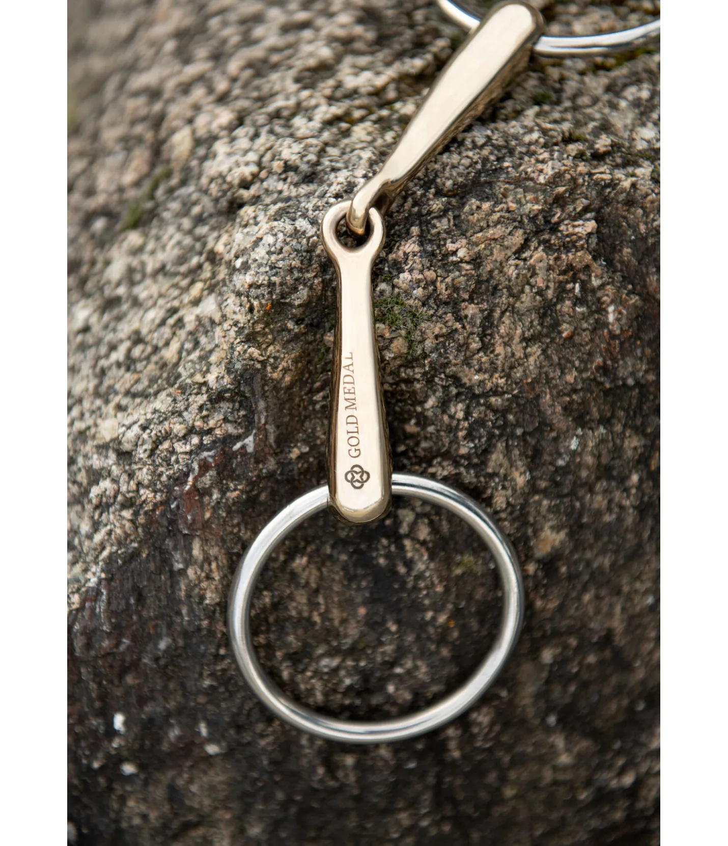 GOLD MEDAL Mors à anneaux simple brisure épaisseur 16 mm Best