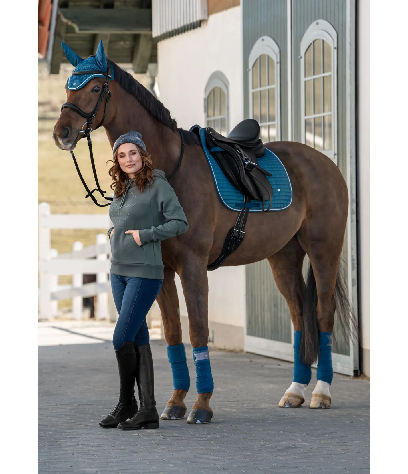 SHOWMASTER Tapis de selle Basic bleu océan Discount