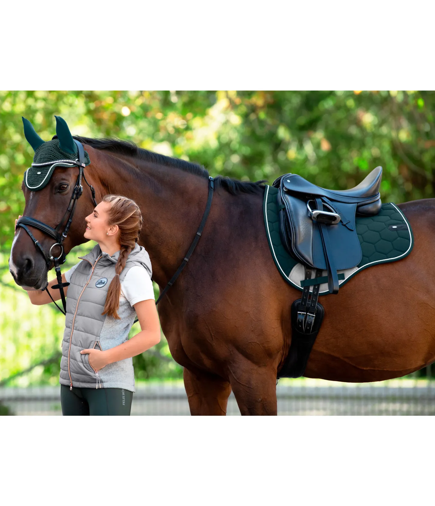SHOWMASTER Tapis de selle Basic Pro vert d´eau Sale