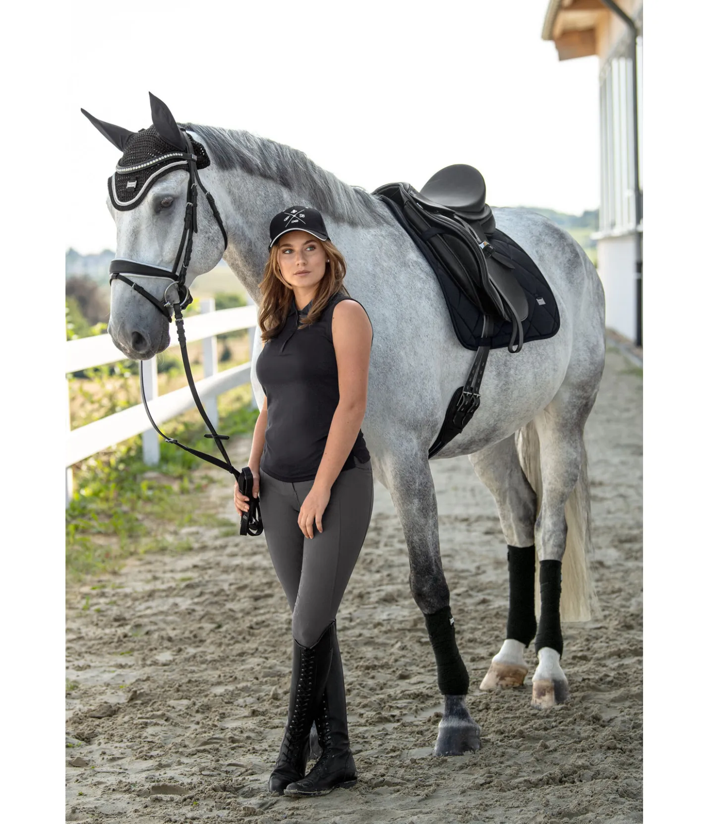Felix Bühler Tapis de selle Essential Standard noir Hot